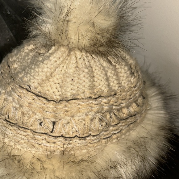 Starling Faux fur trapper hat knitted - Picture 9 of 14